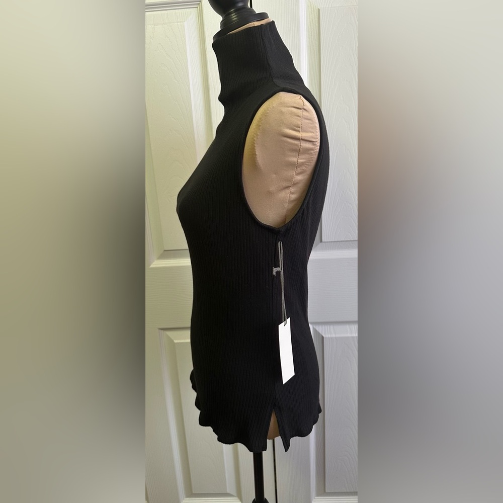 nine britton Black Sleeveless Ribbed Mock Neck Tank - Picture 2 of 5